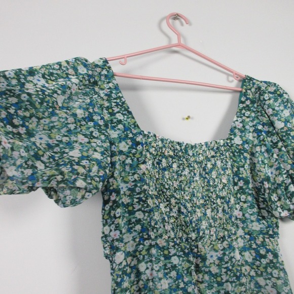 ASTR Sweetheart Puff Sleeve Floral Midi Dress L Green Smocked Cocktail Boho 330 - Picture 6 of 12